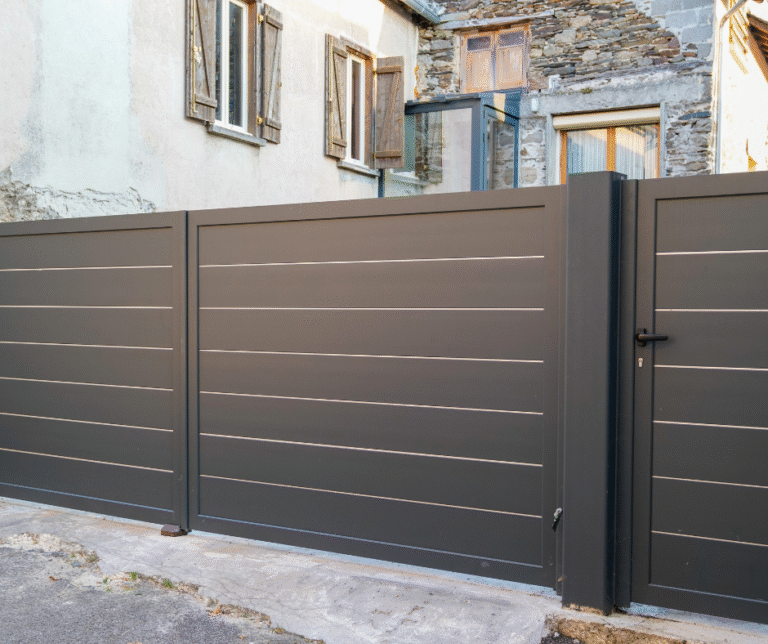 صيانة أبواب كاست المونيوم في دبي